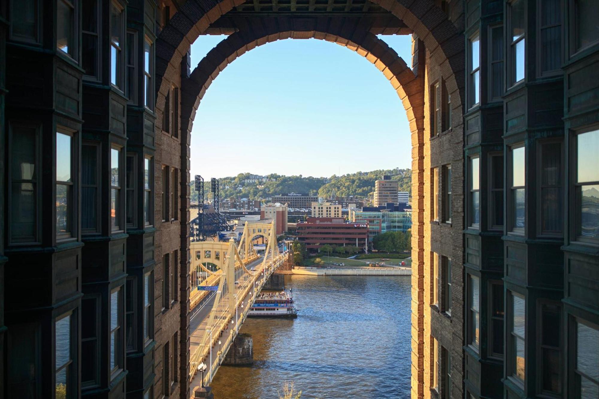 Renaissance Pittsburgh Hotel Exteriör bild